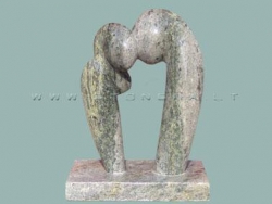 Скульптура из камня Гномики
